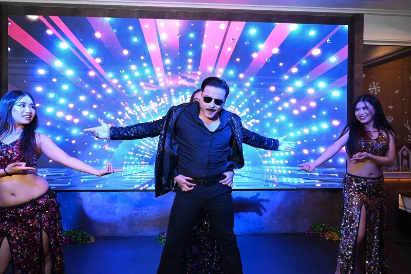Live Entertainment